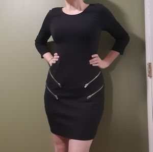 🔥 Express zipper detail dress